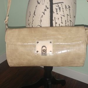 VERY NICE TAN CROC CROSS BODY SATCHEL HANDBAG